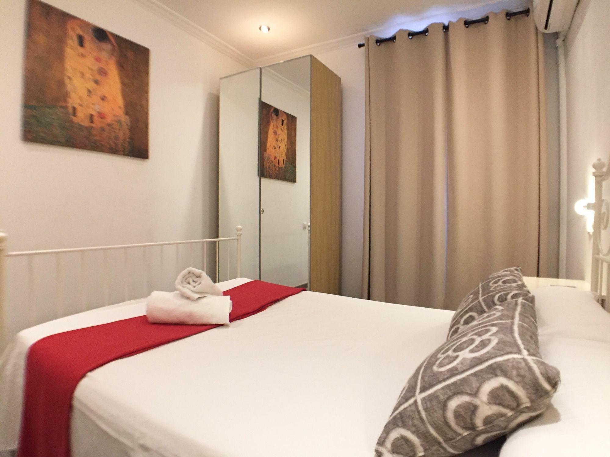 Charm Sagrada Familia Appartement Barcelona Buitenkant foto