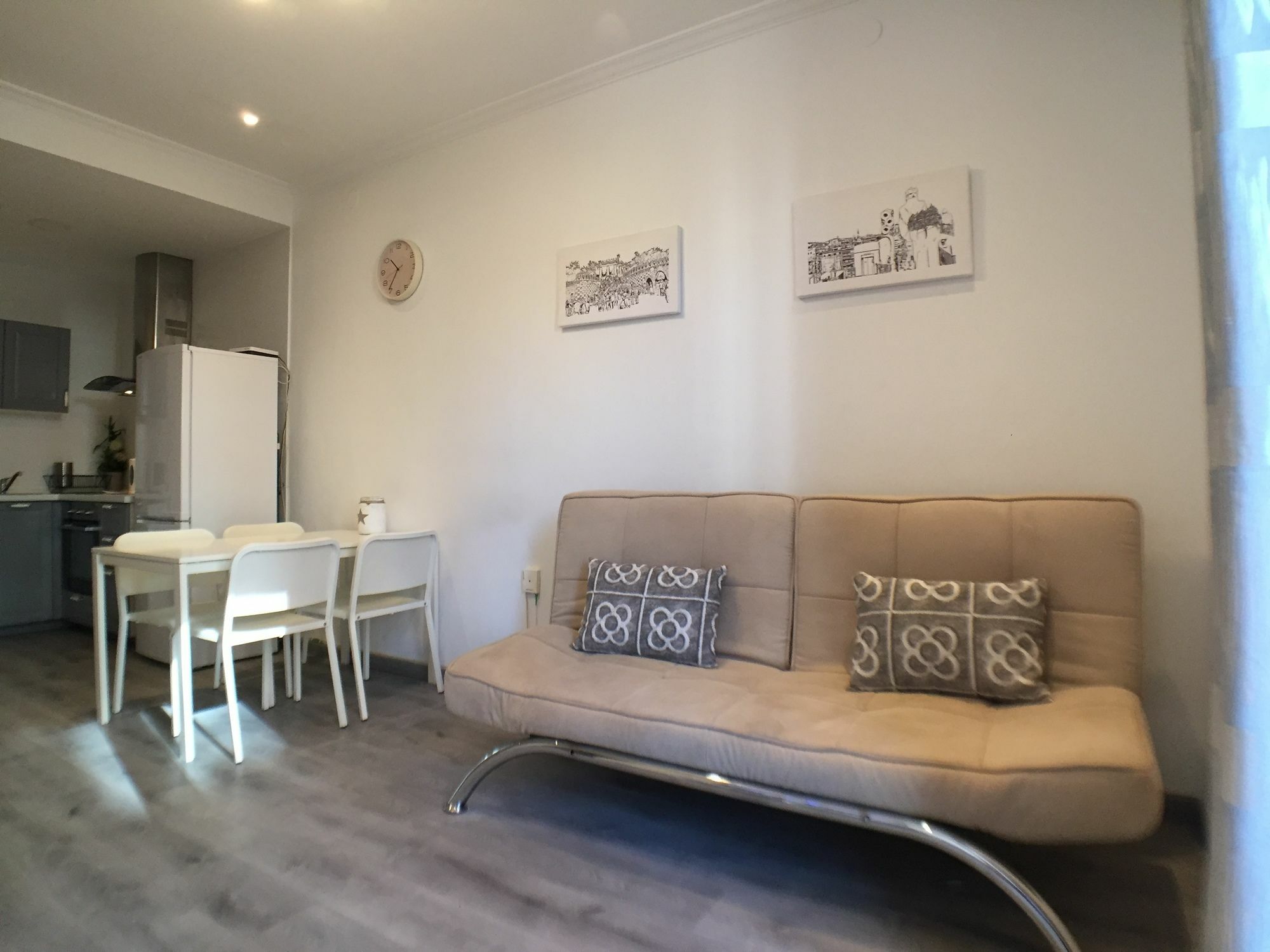 Charm Sagrada Familia Appartement Barcelona Buitenkant foto