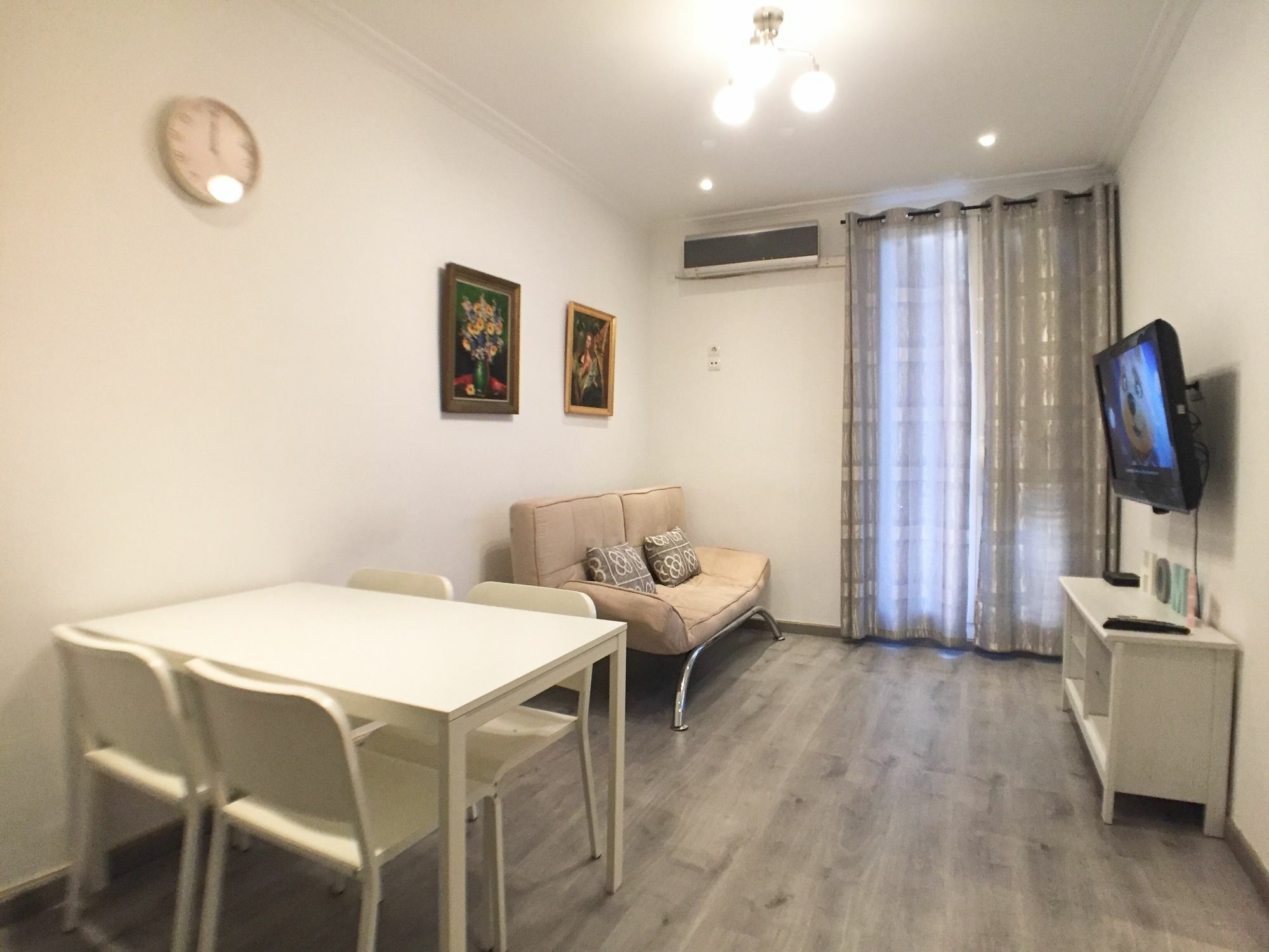 Charm Sagrada Familia Appartement Barcelona Buitenkant foto